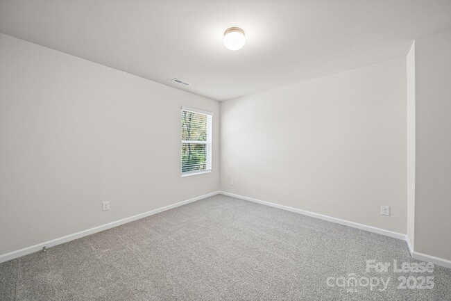 Building Photo - 3200 Polk and White Rd