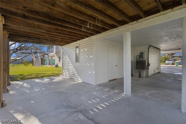 Building Photo - 1284 Rainbow Ct