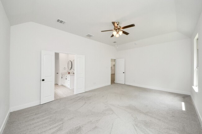 Building Photo - 14380 Zion Gate Crossing