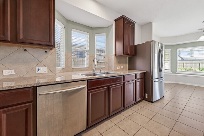 Building Photo - 21122 Maybrook Manor Ln