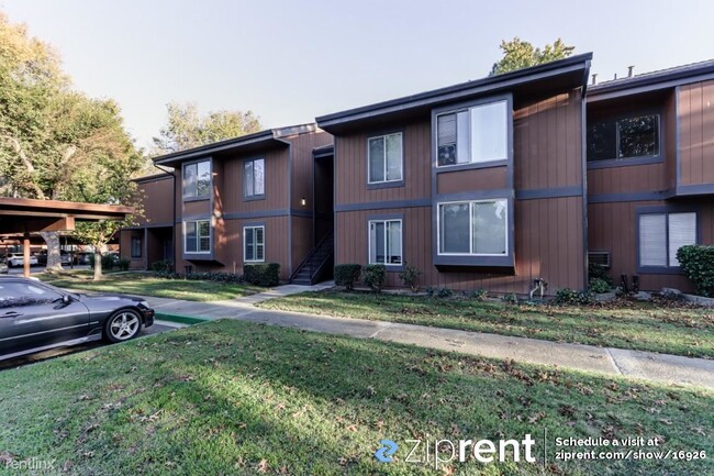 Building Photo - 2 br, 1 bath Condo - 38623 Cherry Lane, Fr...