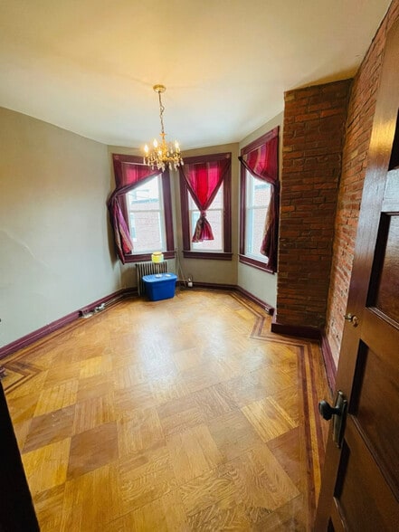 Building Photo - 2744 E Baltimore St