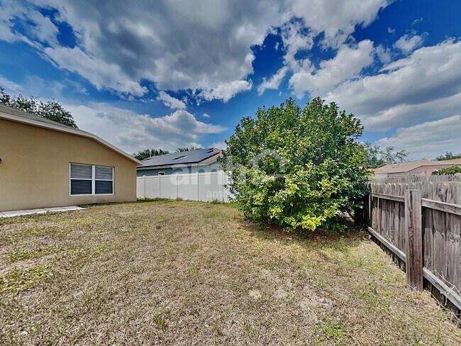 Building Photo - 13129 Early Run Ln