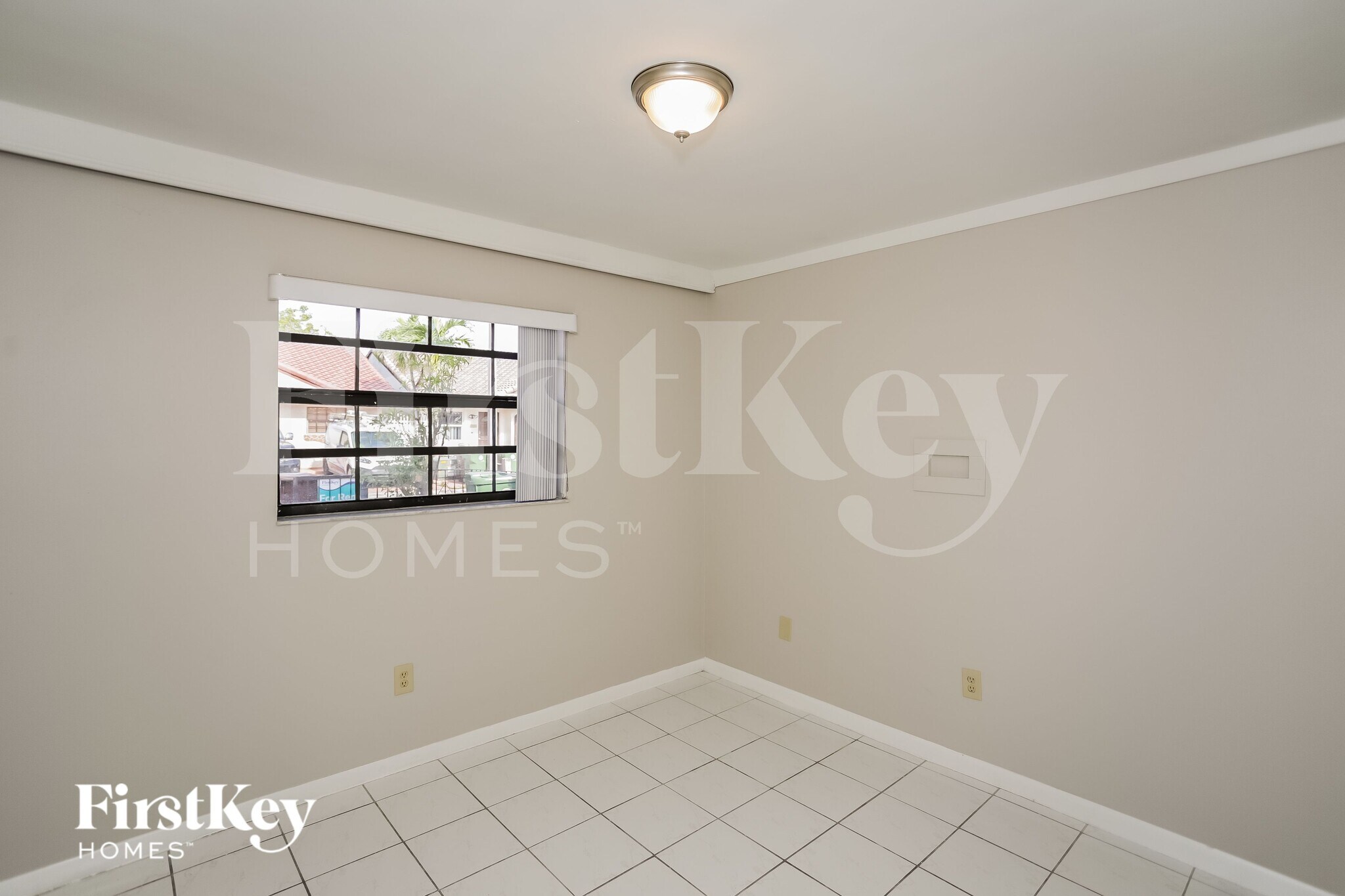 Building Photo - 5505 W 27th Ln