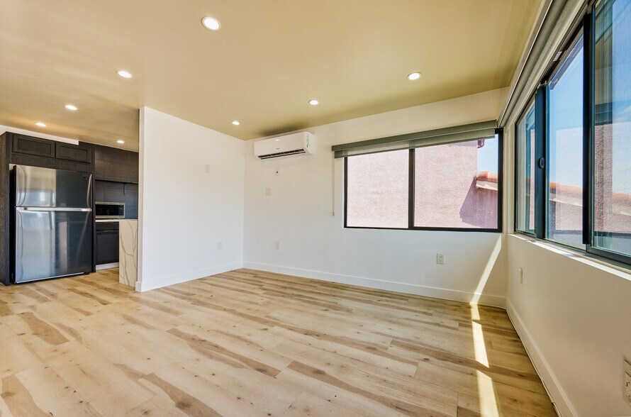 Building Photo - 1139 Bellevue Ave