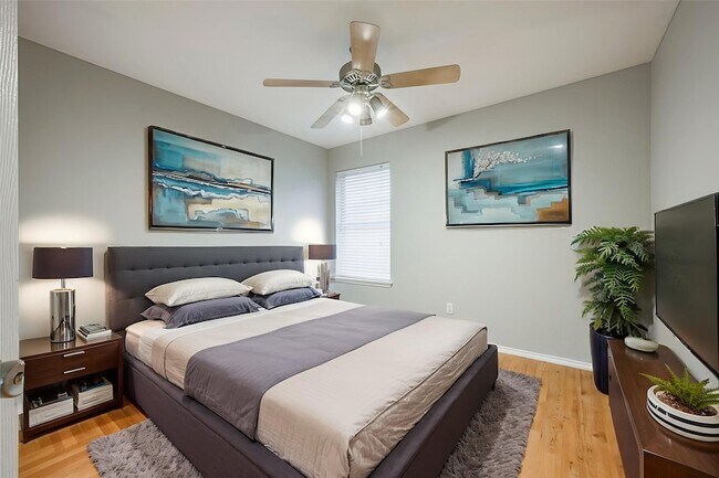 Building Photo - 5900 Rising Meadow Dr