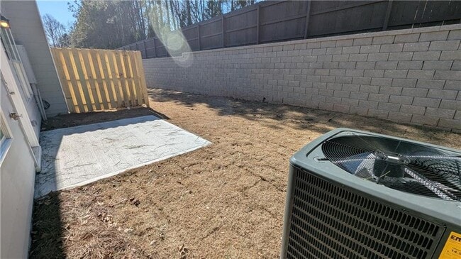 Building Photo - 427 Lanier Cir