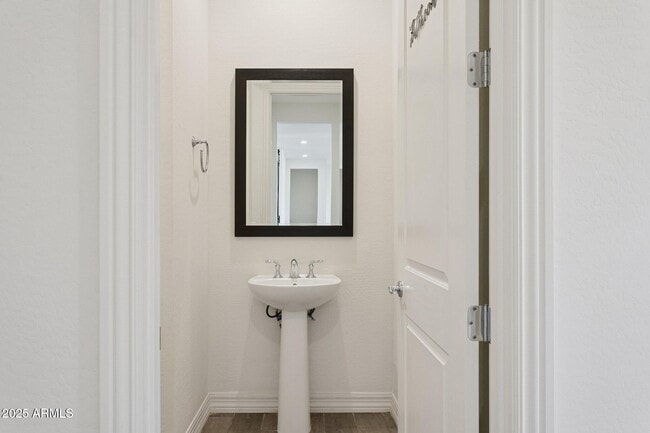 Building Photo - 11249 N Blakely St