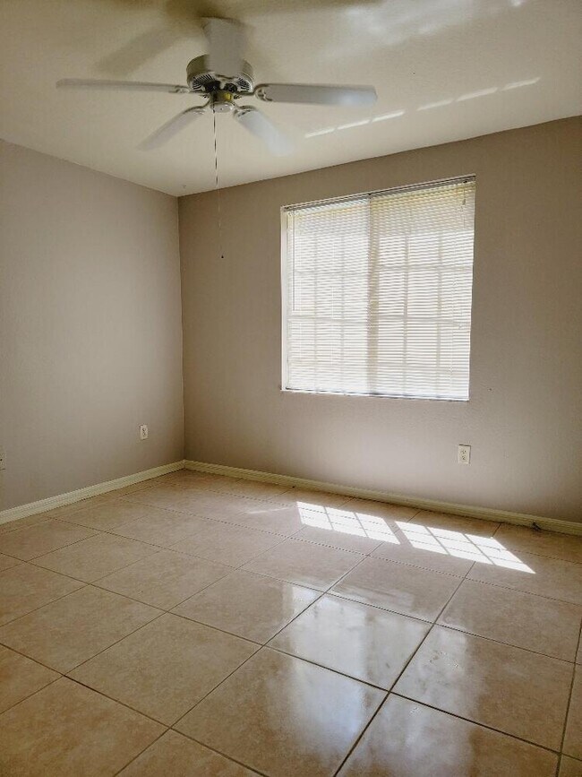 Building Photo - 6761 Heritage Grande