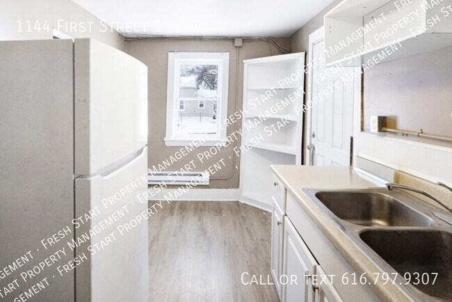 Building Photo - 1144 First Street 1-