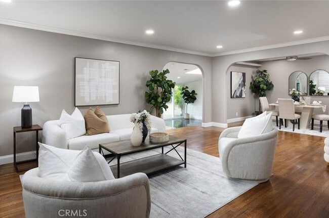 Building Photo - 14191 Lambeth Way