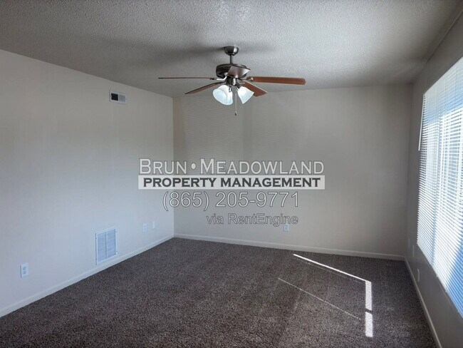 Building Photo - 3610 Kelly Cir