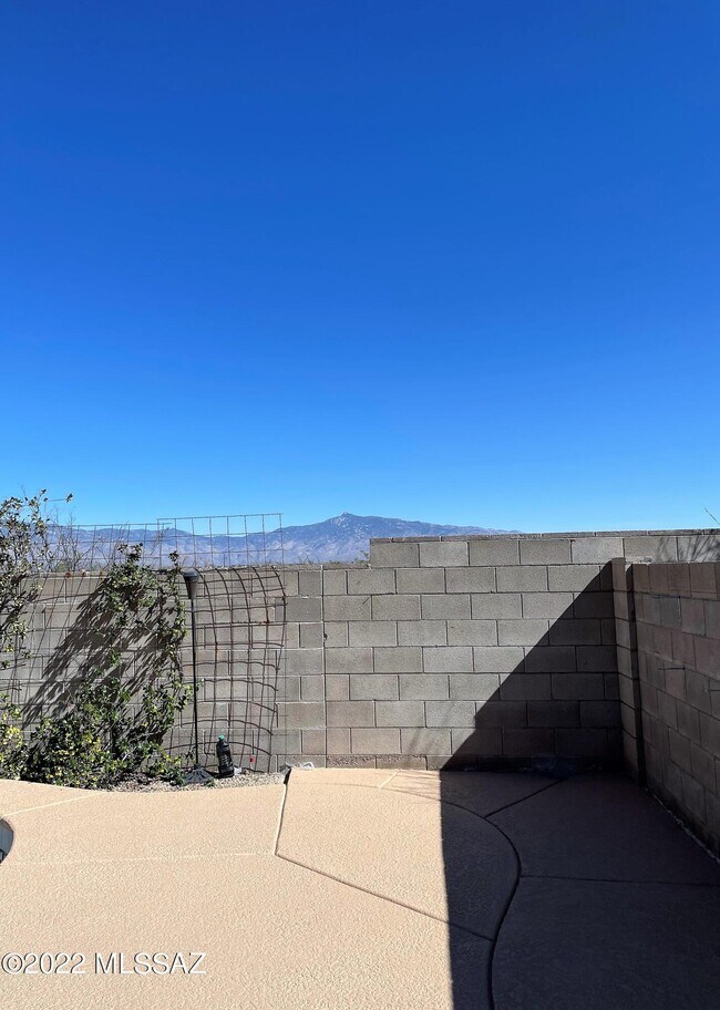 Building Photo - 8373 S Egyptian Dr