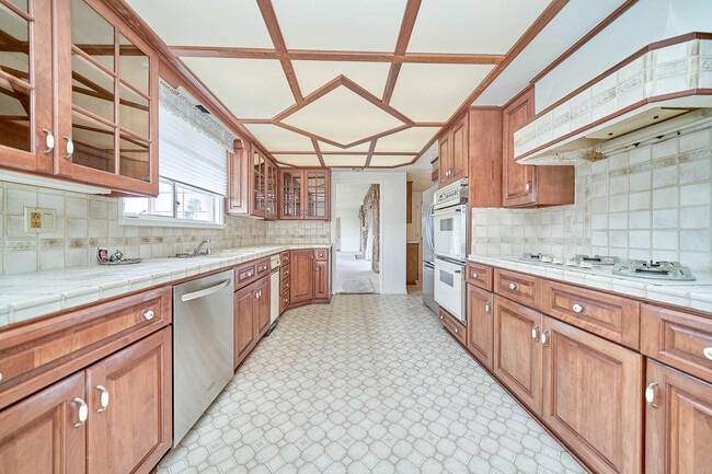 Building Photo - 2136 Paseo Del Mar