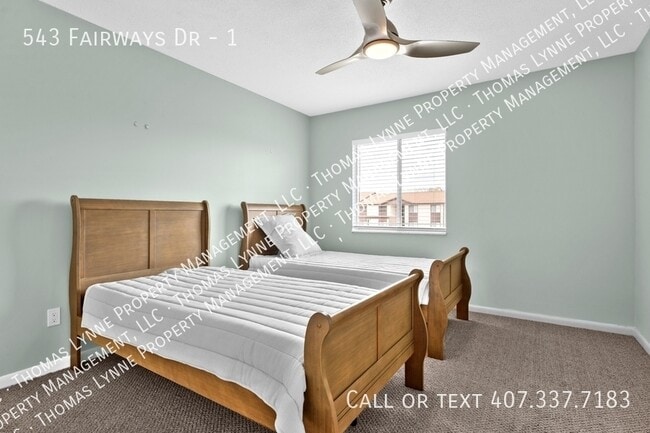 Building Photo - 543 Fairways Dr