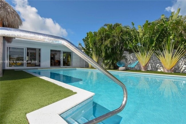 Building Photo - 641 86th St