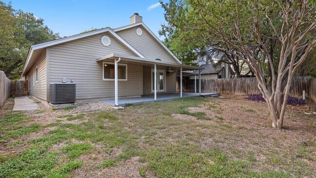 Building Photo - Parkwood