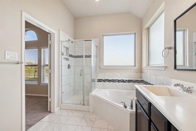 Building Photo - 4310 Treccia Ct