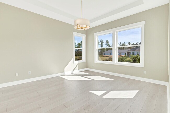 Building Photo - 20 Ravine Rd