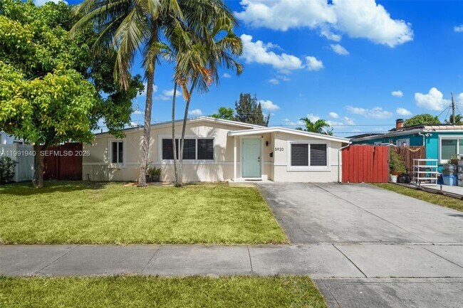 Building Photo - 5920 NE 2nd Terrace