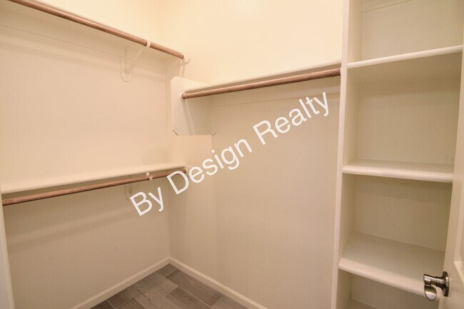 Building Photo - Gladden Farms 3 Bed 2 Bath+Den - 3 Car Garage