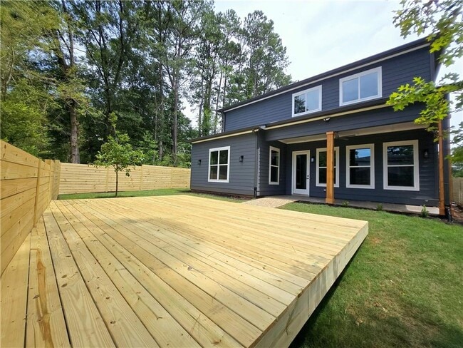 Building Photo - 1197 Avondale Ave SE