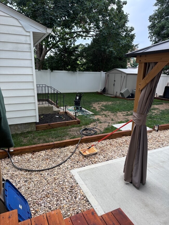 Building Photo - 107 Fairview Ave