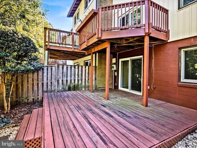 Building Photo - 3039 Mission Square Dr