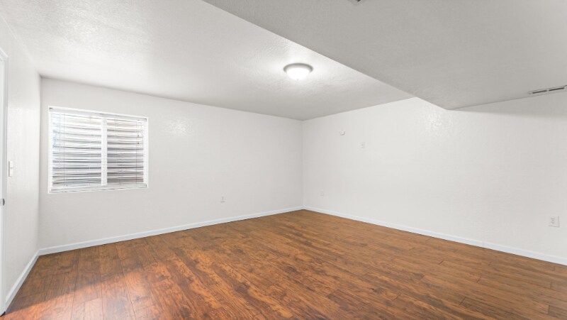 Building Photo - 1628 Lily Lake Dr