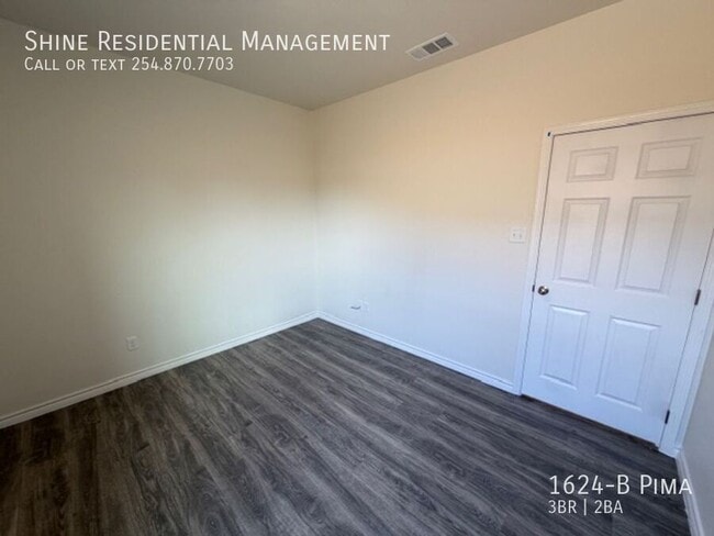 Building Photo - 1624-B Pima-