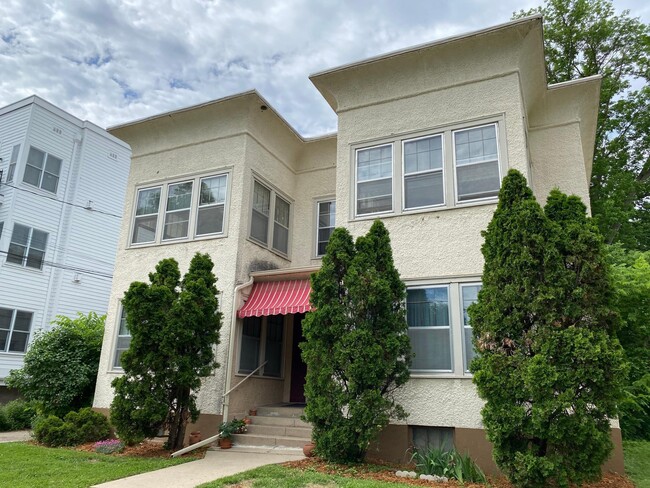 Primary Photo - 2628 W 44th St