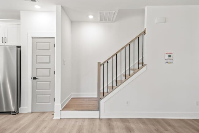 Building Photo - Bright & Modern New Construction Townhome ...