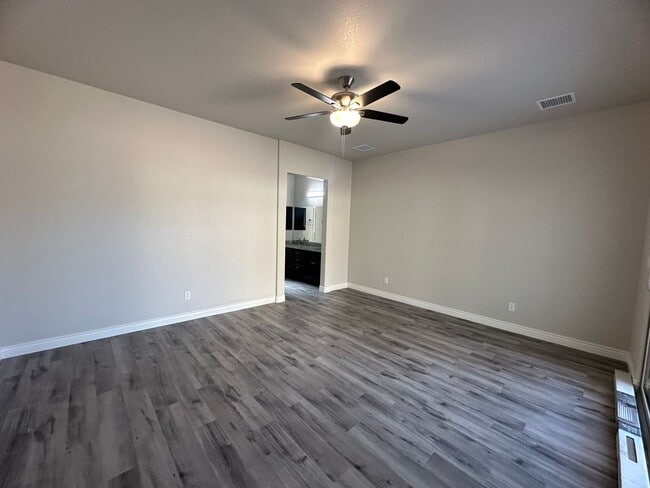 Building Photo - Beautiful 2024 Built 3 Bedroom, 2 bathroom home with RV Parking