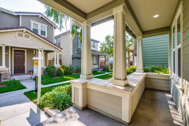Building Photo - 309 Rayos Del Sol Dr