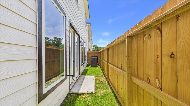 Building Photo - 3748 Corder St