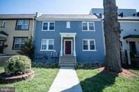 Building Photo - 1709 Trinidad Ave NE