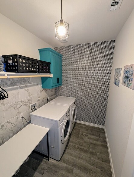 Building Photo - 3116 Maverick Dr