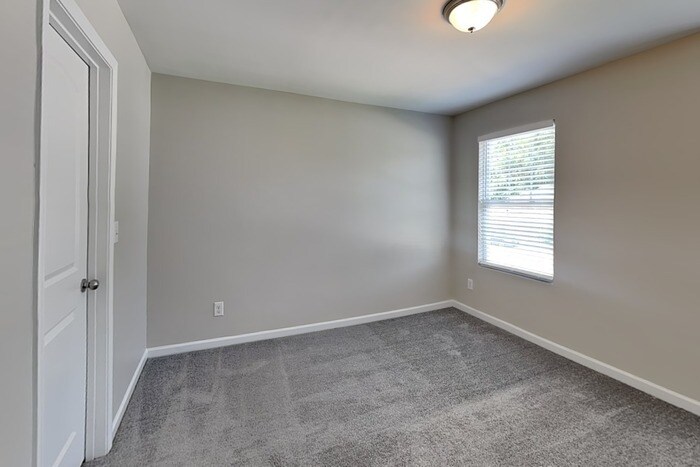 Building Photo - 807 Dantzler Court