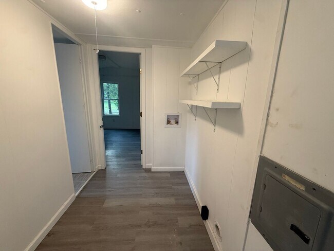 Building Photo - 3 Bedrooms, 1.5 Bathroom - Mobile home in Armuchee!