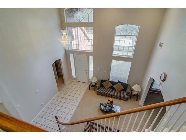 Building Photo - 3825 Cochran Dr