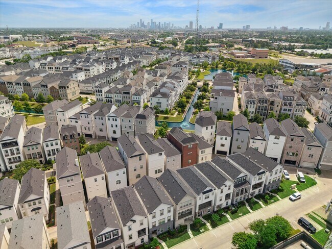 Building Photo - 930 Dunleigh Meadows Ln