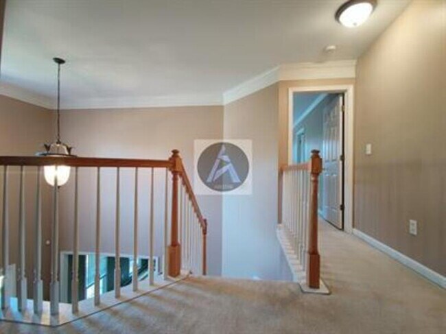 Building Photo - 236 Flagstone Way
