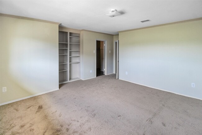 Building Photo - 821 S Ripple Creek Dr