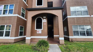 Building Photo - 4630 Commander Dr