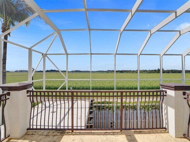 Building Photo - 6662 SW 166th Ct
