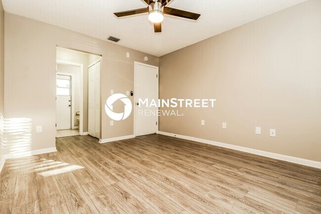 Building Photo - 4 Bedroom Pet-Friendly Home in Clearwater, FL with Main Street Renewal