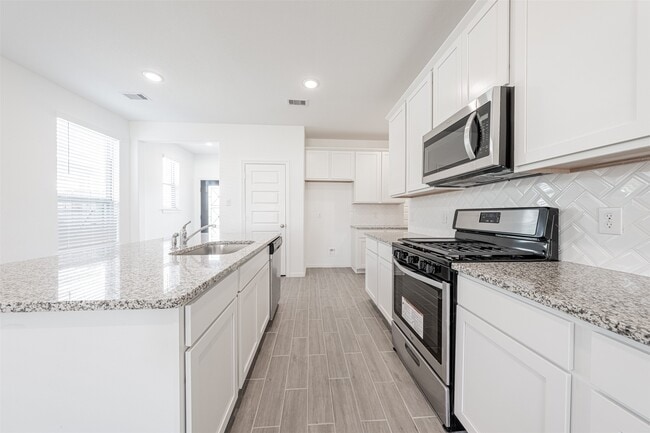 Building Photo - 5731 Tabula Rasa Dr