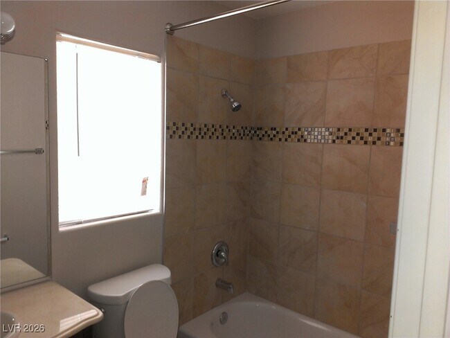 Building Photo - 1209 Stonesthrow Cir