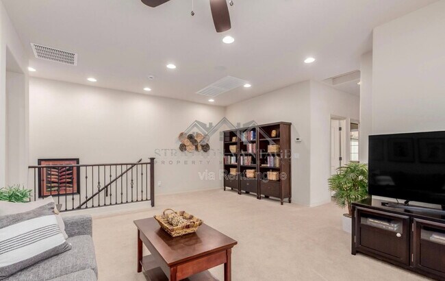 Building Photo - 4467 E Remington Dr