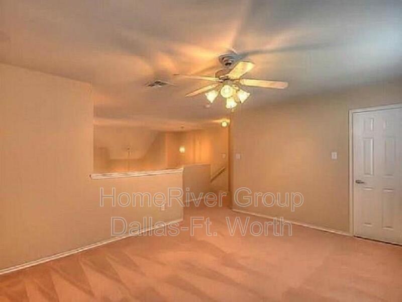 Building Photo - 9840 Old Field Dr